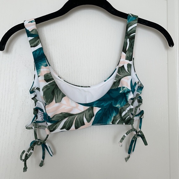 Hollister Bikini Top - Picture 3 of 4